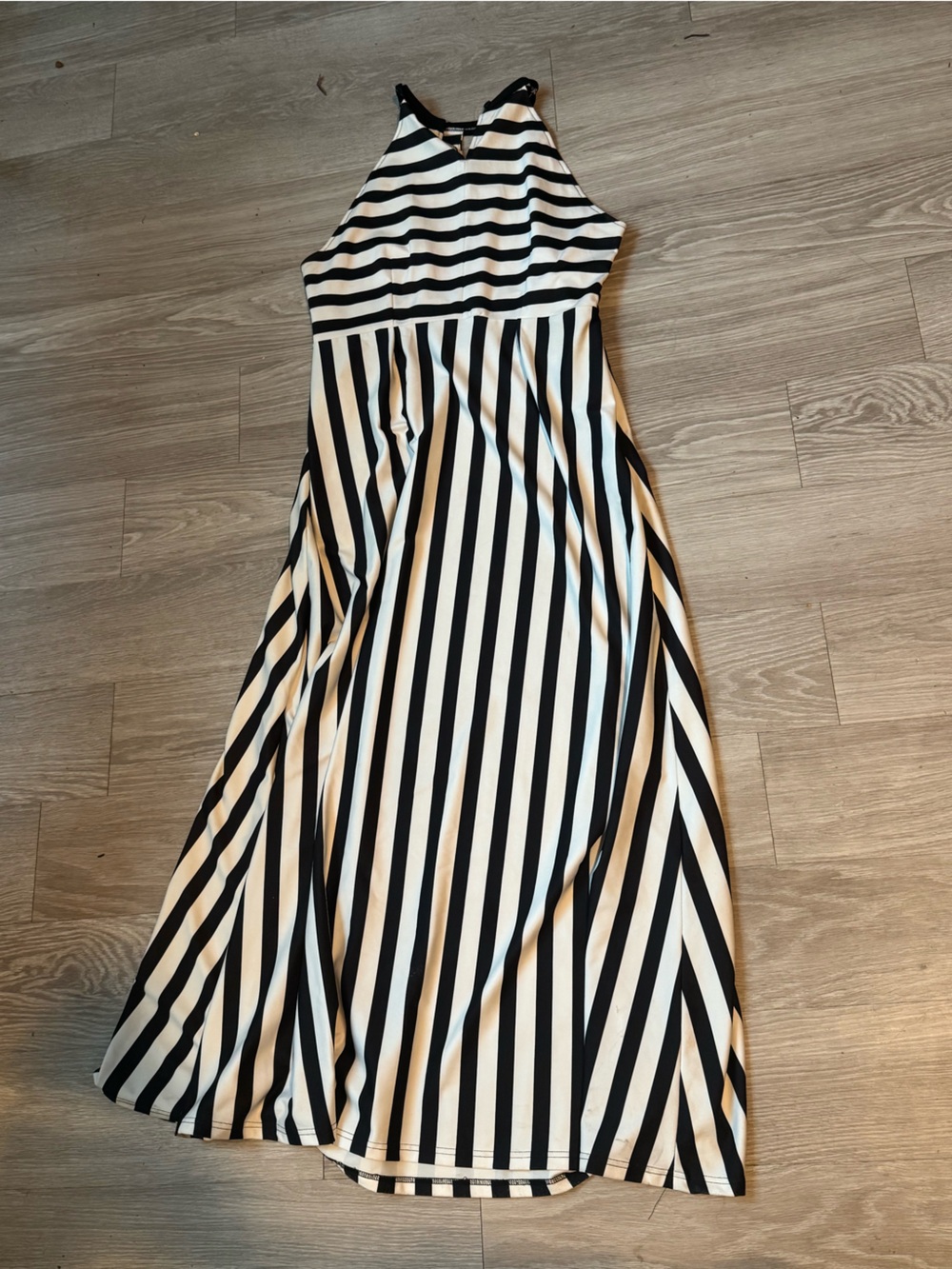 Sleeveless Black & White Striped Maxi Skirt